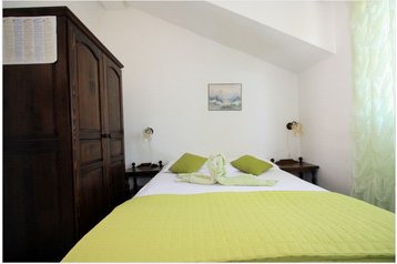 Croazia Privát Sutivan, Esterno